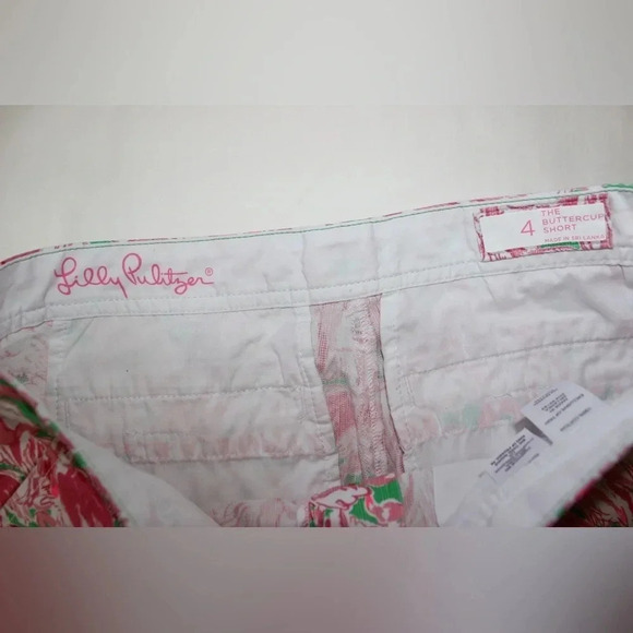 Lilly Pulitzer 5" Buttercup Mid Rise Scalloped Shorts in Pink Colony Flamingo 4 - Picture 12 of 14